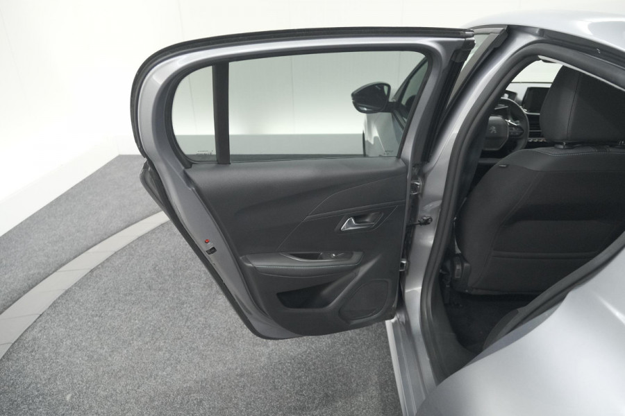 Peugeot 208 PureTech 100 Allure Pack | Camera | Adaptieve Cruise Control | Apple Carplay | Stoelverwarming