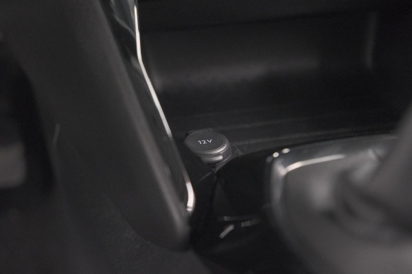 Peugeot 2008 PureTech 102 Allure Pack | Camera | Apple Carplay | Parkeersensoren