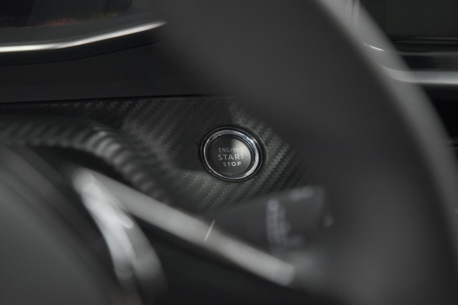 Peugeot 2008 PureTech 102 Allure Pack | Camera | Apple Carplay | Parkeersensoren