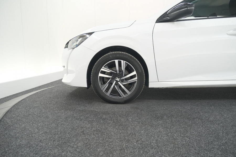Peugeot 208 PureTech 100 Allure Pack | Camera | Adaptieve Cruise Control | Apple Carplay | Stoelverwarming