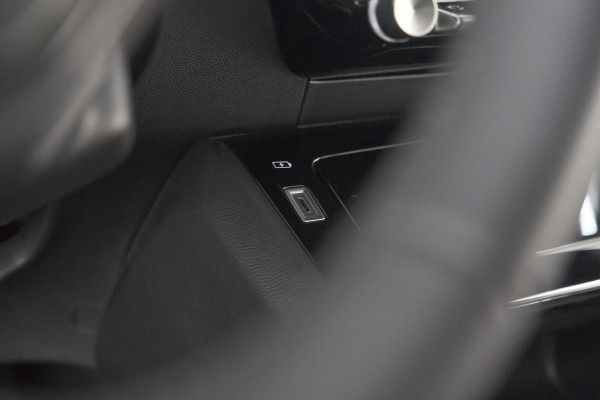 Peugeot 208 PureTech 100 Allure Pack | Camera | Adaptieve Cruise Control | Apple Carplay | Stoelverwarming