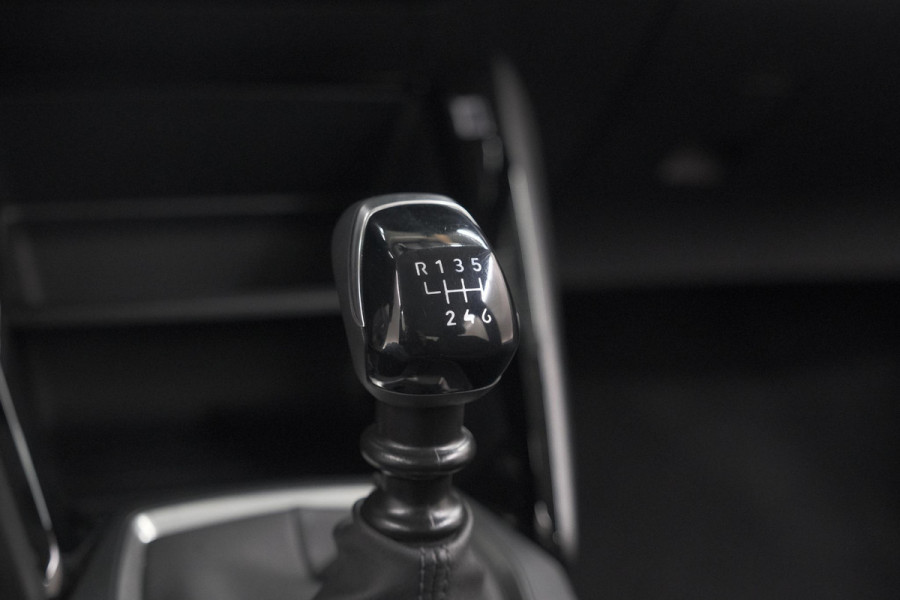 Peugeot 208 PureTech 100 Active | Navigatie | Cruise Control | Apple Carplay