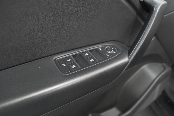 Renault Captur TCe 90 Business Zen | Parkeersensoren | Stoelverwarming | Navigatie | Apple Carplay