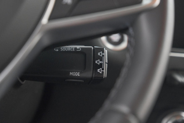 Renault Captur TCe 90 Business Zen | Parkeersensoren | Stoelverwarming | Navigatie | Apple Carplay