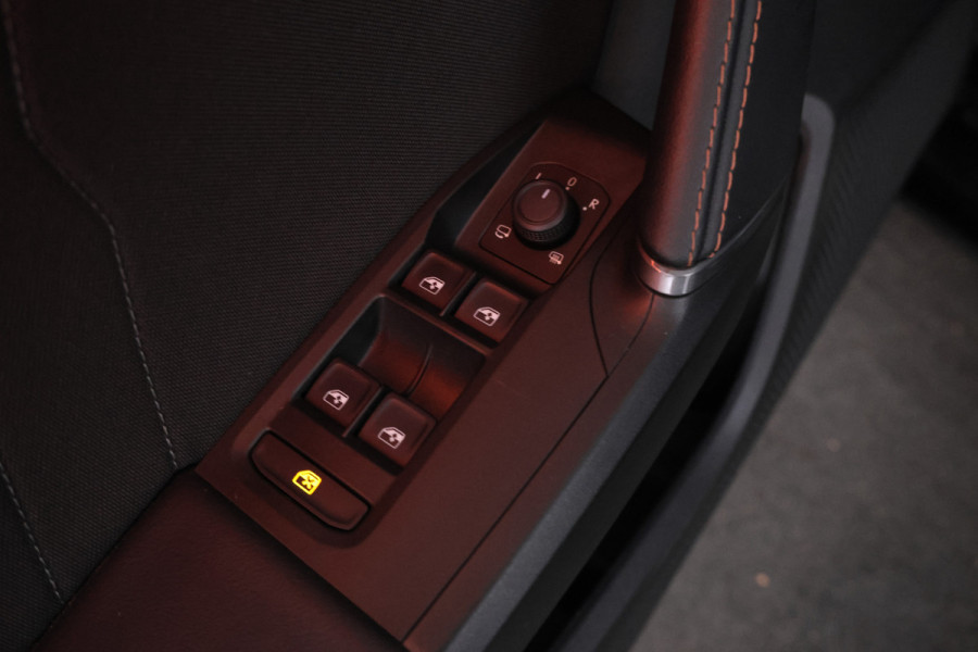 CUPRA Formentor 1.5 TSI e-Hybrid Business Automaat, Fabrieksgarantie,