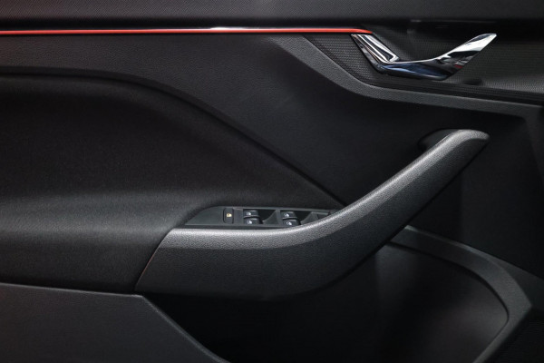 Škoda SCALA 1.5 TSI Sport Business LED/KUIPSTOELEN/LMV/CAM/ACC/ECC/12 MDN GARANTIE!