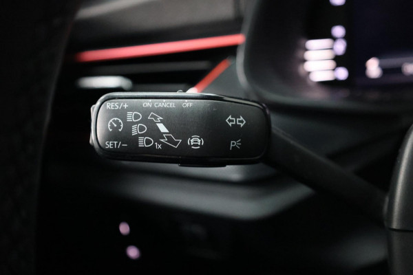 Škoda SCALA 1.5 TSI Sport Business LED/KUIPSTOELEN/LMV/CAM/ACC/ECC/12 MDN GARANTIE!