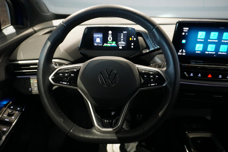 Volkswagen ID.4 First 77 kWh + WEGKLAPBARE TREKHAAK / STUURVERWARMING / VOORKLIMATISERING