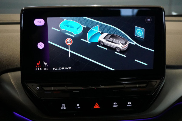 Volkswagen ID.4 First 77 kWh + WEGKLAPBARE TREKHAAK / STUURVERWARMING / VOORKLIMATISERING