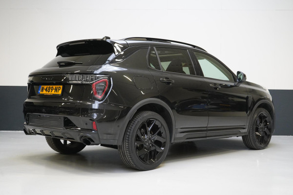 Lynk & Co 01 1.5 | Zwart optiek | Panoramadak | Navigatie | Memory | Apple CarPlay
