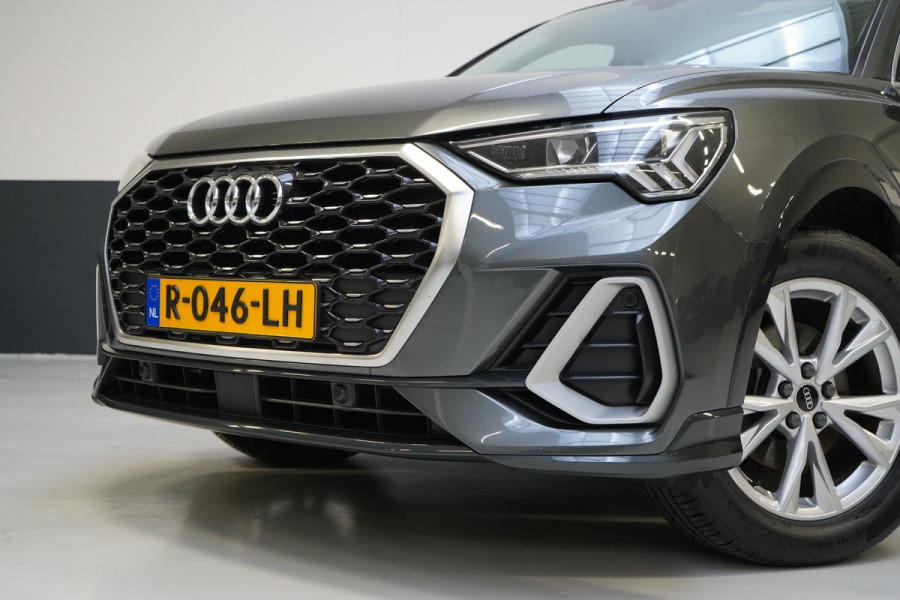 Audi Q3 Sportback 35 TFSI S Edition | Trekhaak | Panoramadak | Apple Carplay | Stoelverwarming | Drive Select