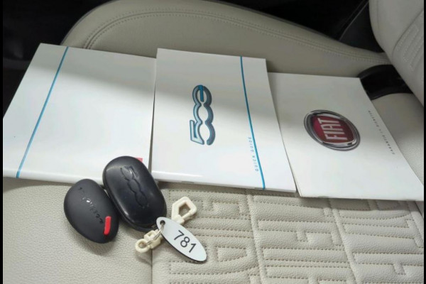 Fiat 500E CABRIO La Prima 87Kw / 42 kWh / Leder / Pdc+Camera / Navigatie / Airco-ecc. / 100% Electrisch,100%Stijlvol / Apk 11-2026