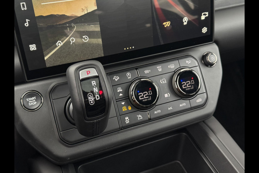 Land Rover Defender P635 110 Octa Black | Nieuw | Narvik Black | Satin