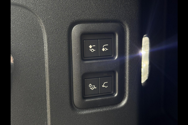 Land Rover Defender P635 110 Octa Black | Nieuw | Narvik Black | Satin