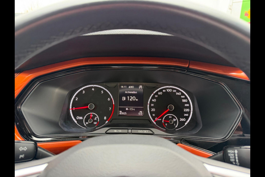 Volkswagen T-Cross 1.0 TSI Life, 1e eigenaar, NAP, CarPlay, Navi