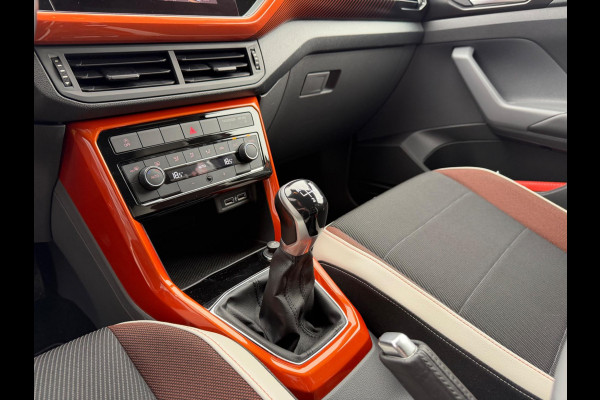 Volkswagen T-Cross 1.0 TSI Life, 1e eigenaar, NAP, CarPlay, Navi