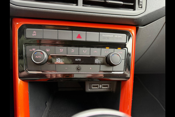 Volkswagen T-Cross 1.0 TSI Life, 1e eigenaar, NAP, CarPlay, Navi