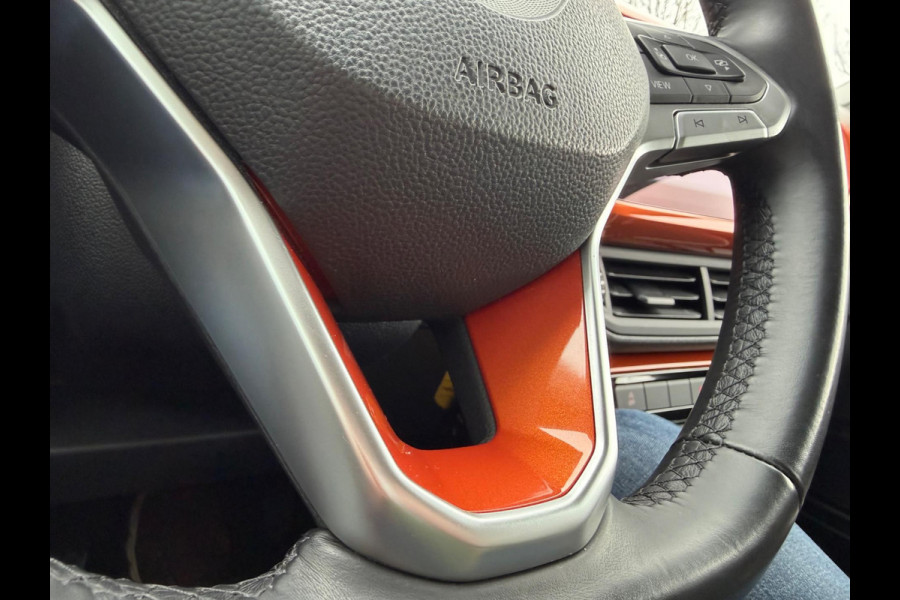 Volkswagen T-Cross 1.0 TSI Life, 1e eigenaar, NAP, CarPlay, Navi