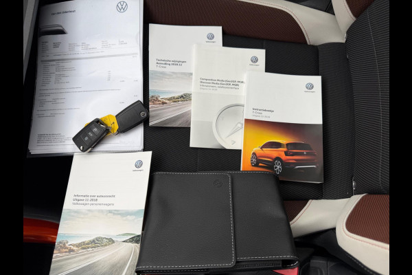 Volkswagen T-Cross 1.0 TSI Life, 1e eigenaar, NAP, CarPlay, Navi