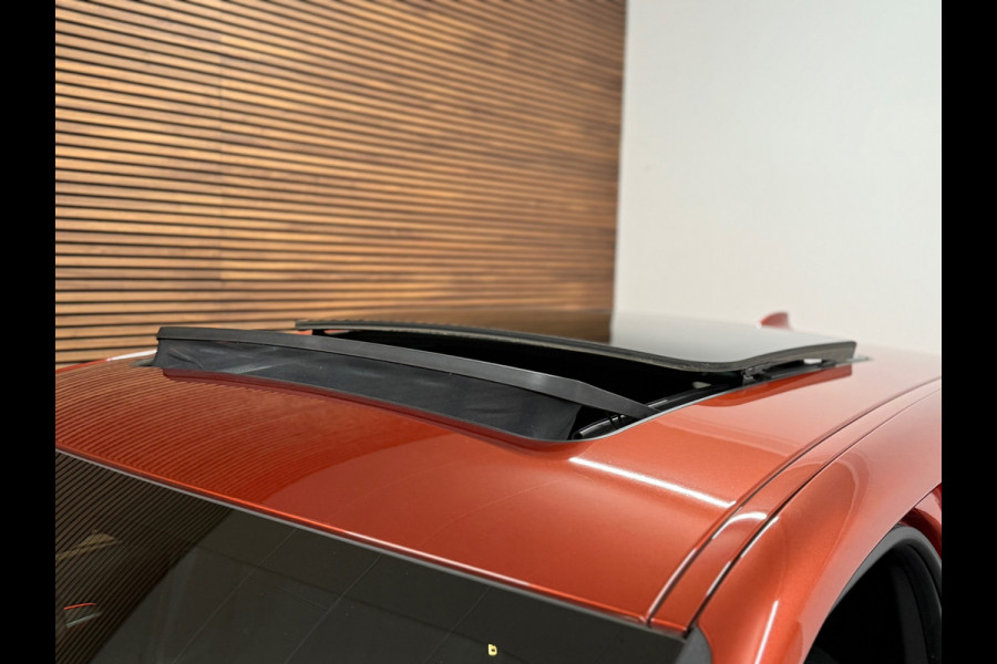 BMW X2 SDrive18i High Executive | M-Pakket | Pano | HUD | 19' inch | Alcantara | Navigatie | LED