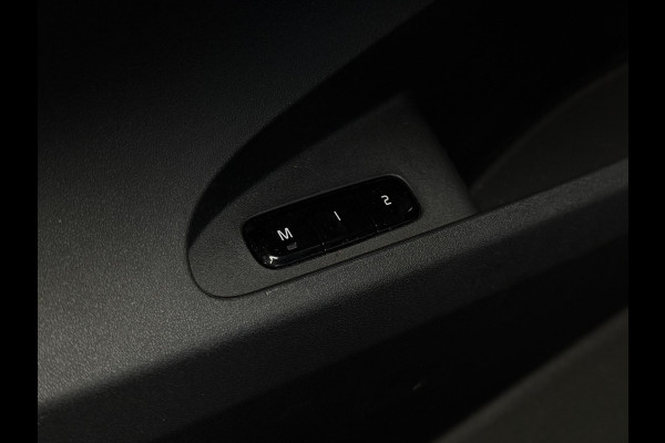 Polestar 2 Long Range Dual Motor AWD | Trekhaak | Panorama | 360 Camera | Harman Kardon |