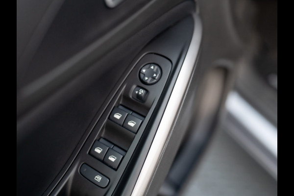 Opel Grandland 1.2 Turbo 130Pk Ultimate | Led Matrix | Elk A-klep | Keyless | Prijs Rijklaar!!