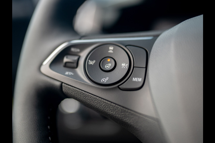 Opel Grandland 1.2 Turbo 130Pk Ultimate | Led Matrix | Elk A-klep | Keyless | Prijs Rijklaar!!