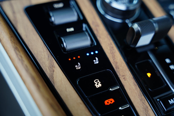 Aston Martin DB12 Volante 4.0 V8 NL-Auto