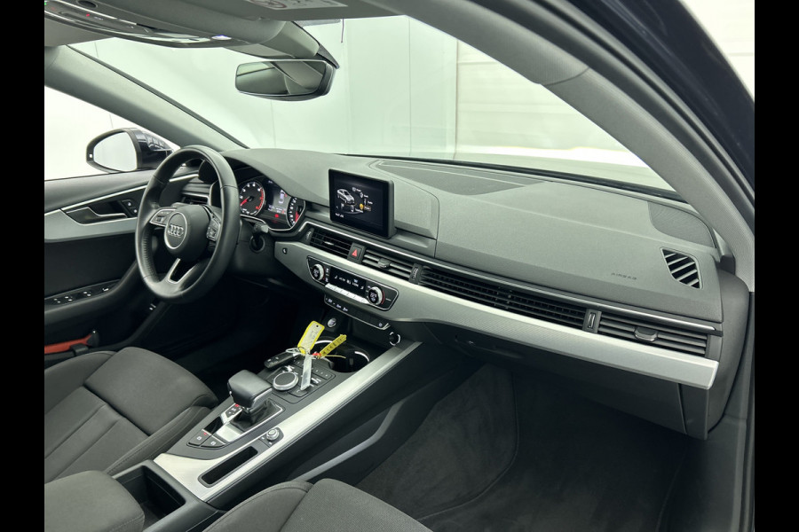 Audi A4 Limousine 1.4 TFSI Sport Lease Edition(NL-auto, Dealer OnderH, Navi, PDC, Cruise Con, Etc)