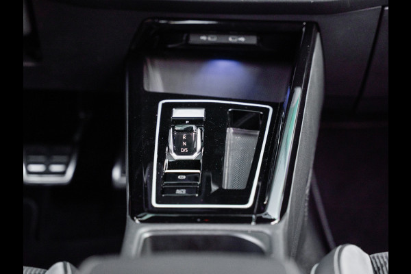 Volkswagen Golf 1.5 eTSI R-Line Business