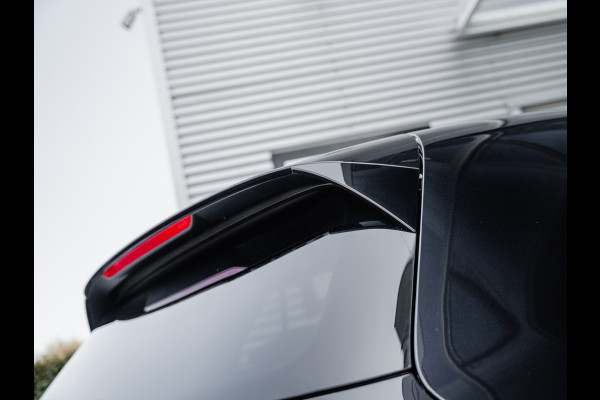 Volkswagen Golf 1.5 eTSI R-Line Business