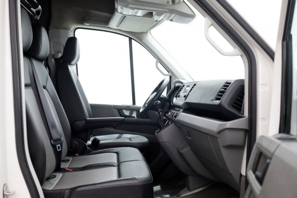 Volkswagen Crafter 35 2.0 TDI 177pk E6 RWD L3H3 (L2H2) Airco/Trekhaak 3500kg 06-2018