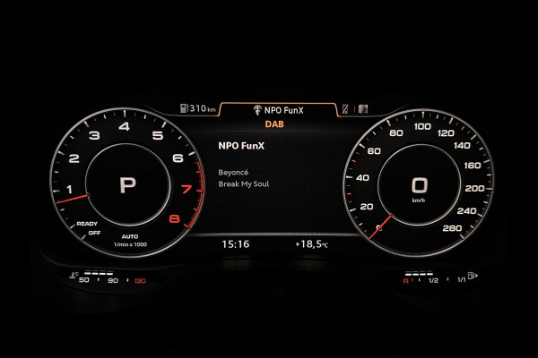 Audi A3 Sportback 35 TFSI 150PK S-Line Black Edition Virtual