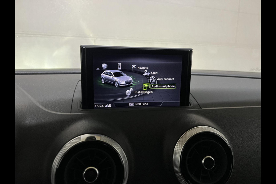 Audi A3 Sportback 35 TFSI 150PK S-Line Black Edition Virtual