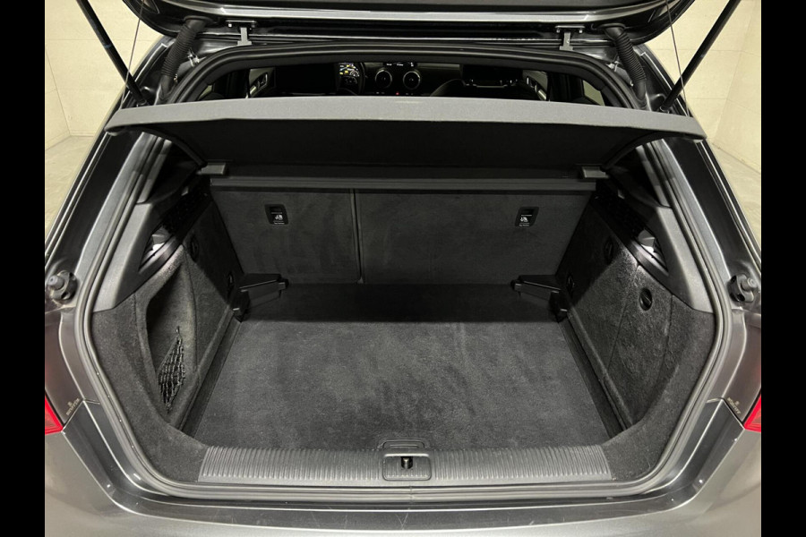 Audi A3 Sportback 35 TFSI 150PK S-Line Black Edition Virtual