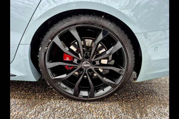 Audi A4 Avant 2.9 TFSI RS 4 quattro panodak . Head up