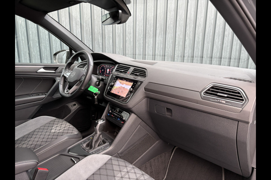 Volkswagen Tiguan 1.5 TSI R-Line Business+ | Harman/Kardon | 20'' | Trekhaak wegkl. | Elk. A-klep | IQ Light | Prijs Rijklaar!!