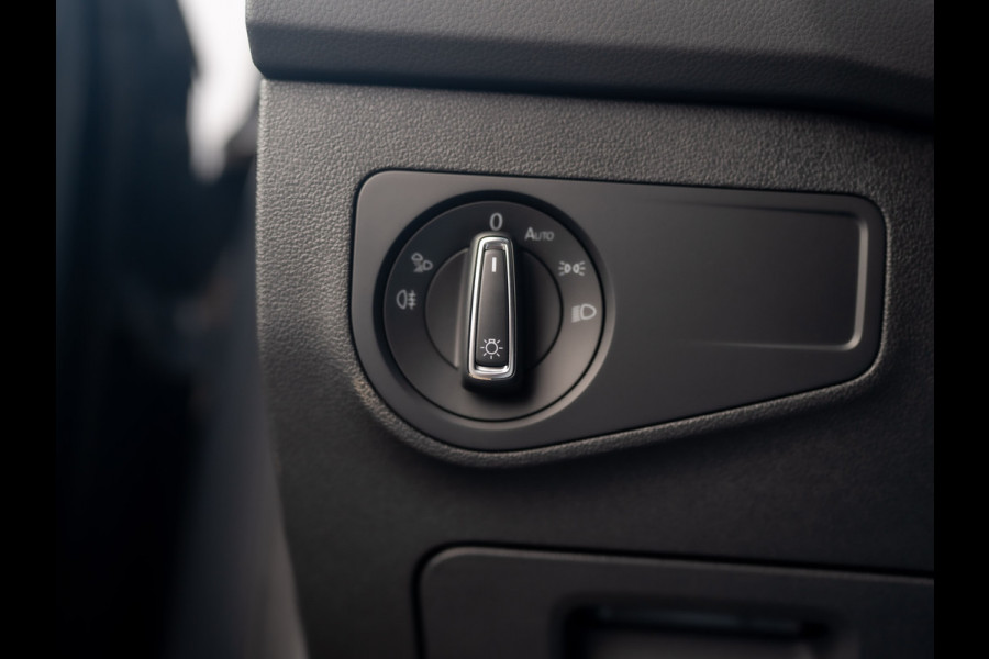 Volkswagen Tiguan 1.5 TSI R-Line Business+ | Harman/Kardon | 20'' | Trekhaak wegkl. | Elk. A-klep | IQ Light | Prijs Rijklaar!!