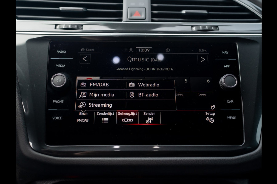 Volkswagen Tiguan 1.5 TSI R-Line Business+ | Harman/Kardon | 20'' | Trekhaak wegkl. | Elk. A-klep | IQ Light | Prijs Rijklaar!!