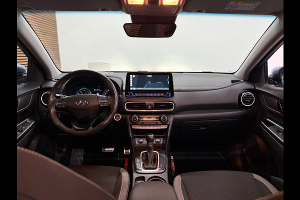 Hyundai Kona 1.6 GDI HEV Fashion Sky Automaat | Schuif/kanteldak | Carplay | Camera | HUD | Keyless