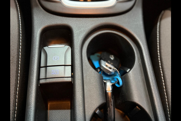 Hyundai Kona 1.6 GDI HEV Fashion Sky Automaat | Schuif/kanteldak | Carplay | Camera | HUD | Keyless