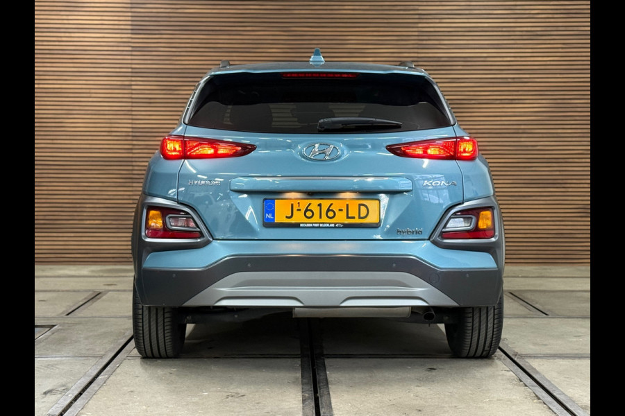 Hyundai Kona 1.6 GDI HEV Fashion Sky Automaat | Schuif/kanteldak | Carplay | Camera | HUD | Keyless
