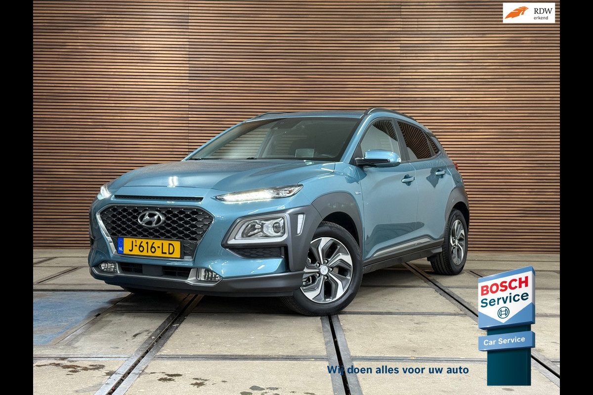 Hyundai Kona 1.6 GDI HEV Fashion Sky Automaat | Schuif/kanteldak | Carplay | Camera | HUD | Keyless