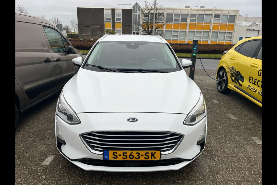 Ford FOCUS Wagon 1.0 EcoBoost 125 PK Trend Business | Winterpakket | Climate Control | Cruise Control | Privacy Glass | Dealeronderhouden