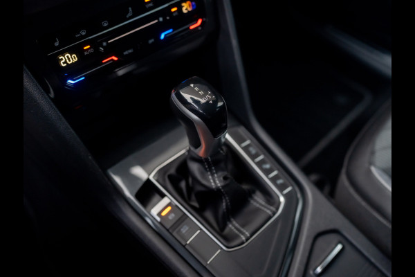 Volkswagen Tiguan 1.5 TSI R-Line Business+ | Trekhaak wegkl. | 20'' | Side Assist | Elk. A-klep | IQ Light | Prijs Rijklaar!!