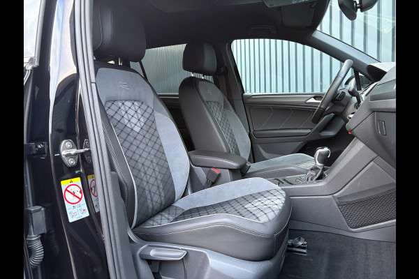 Volkswagen Tiguan 1.5 TSI R-Line Business+ | Trekhaak wegkl. | 20'' | Side Assist | Elk. A-klep | IQ Light | Prijs Rijklaar!!