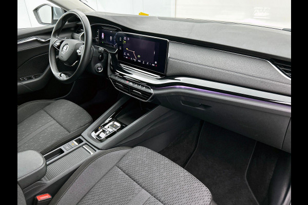 Škoda Octavia Combi 1.5 e-TSI DSG Style | Navigatie | Climate Control | Parkeer Sensoren | Camera | DAB | Cruise control | Lichtmetalen Velgen | Keyless