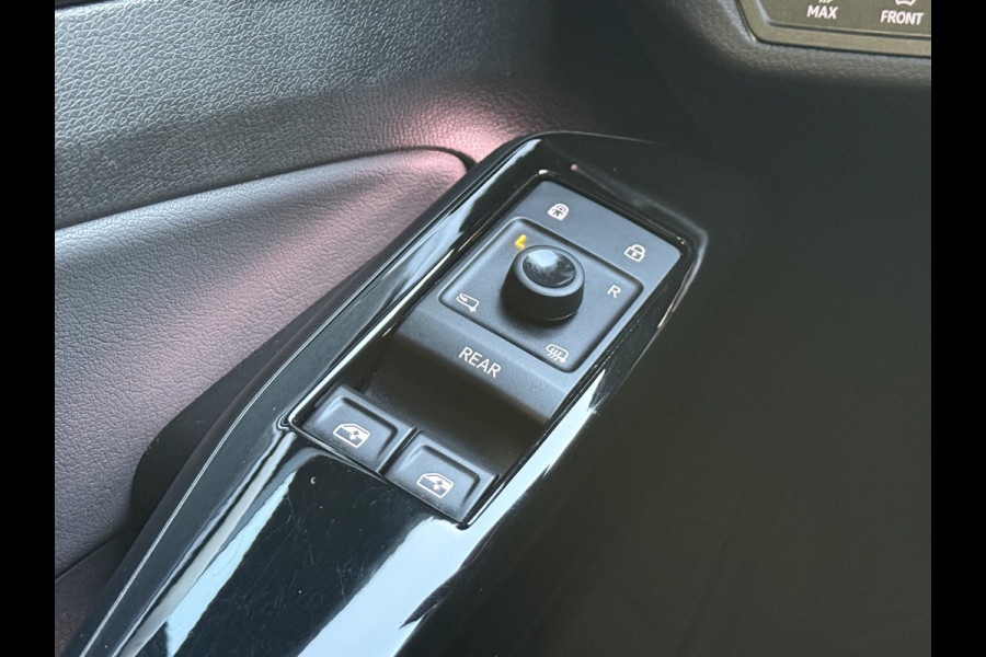 Volkswagen ID.4 Pro 77 kWh | Apple Carplay | Stoelverwarming | ACC