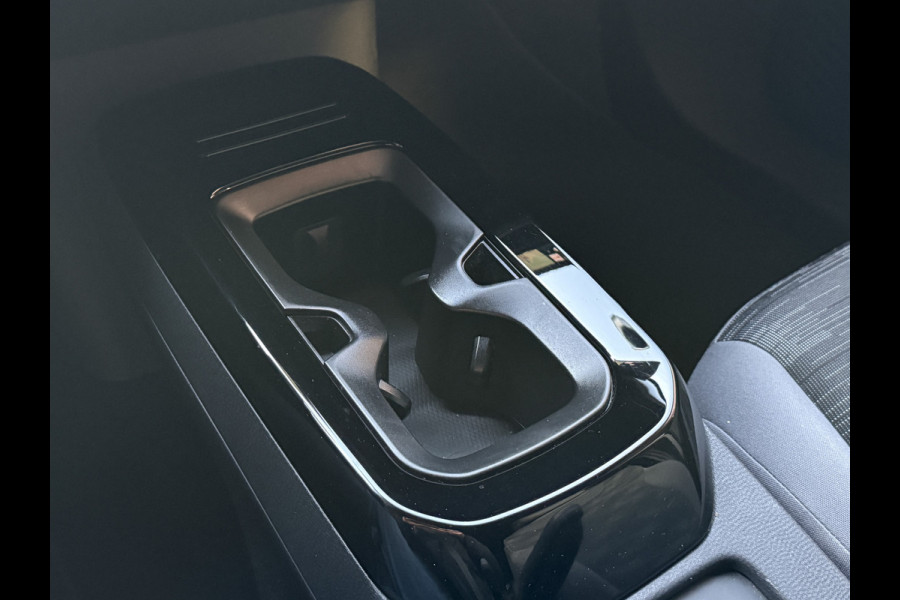 Volkswagen ID.4 Pro 77 kWh | Apple Carplay | Stoelverwarming | ACC