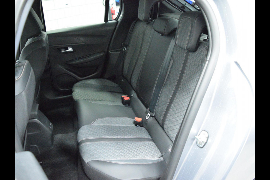Peugeot 208 1.2 Hybrid 110 e-DCS6 Allure ACHTERUITRIJCAMERA MET SENSOREN | NAVIGATIE | CARPLAY | E.C.C. |